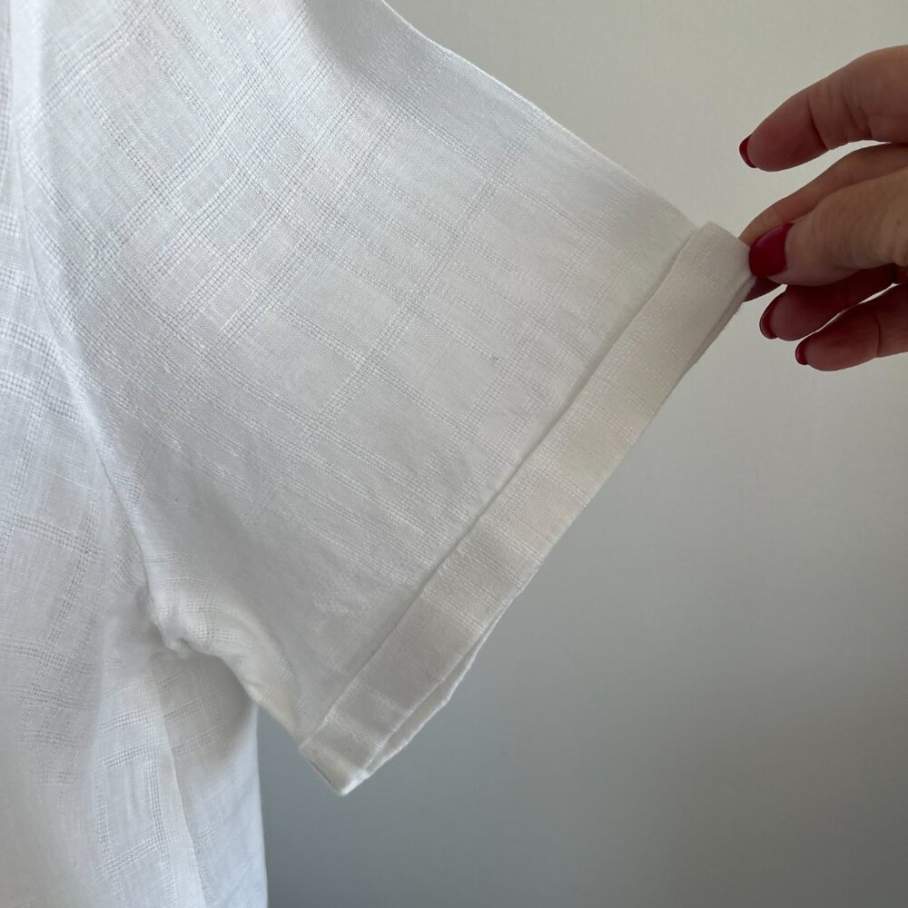 Lauren - Ralph Lauren, 100% Linen, White Button down top, Size 16 - Picture 6 of 13